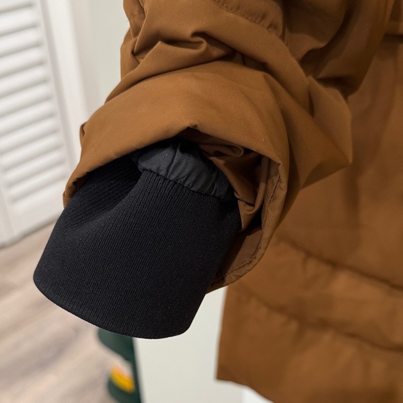 Everlane Women's Brown Puffer Jacket - Picture 5 of 9